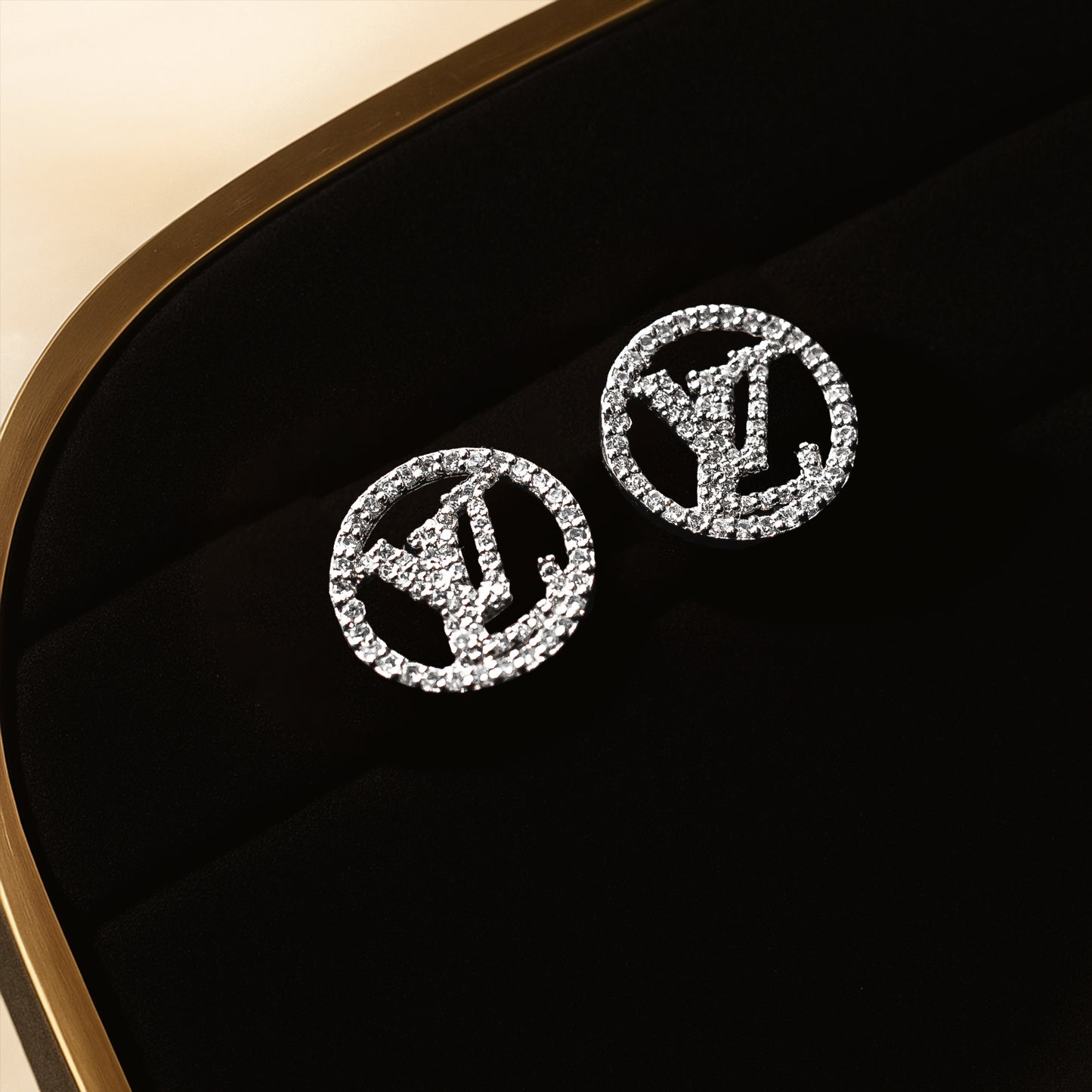 Vera Louis Sparkle